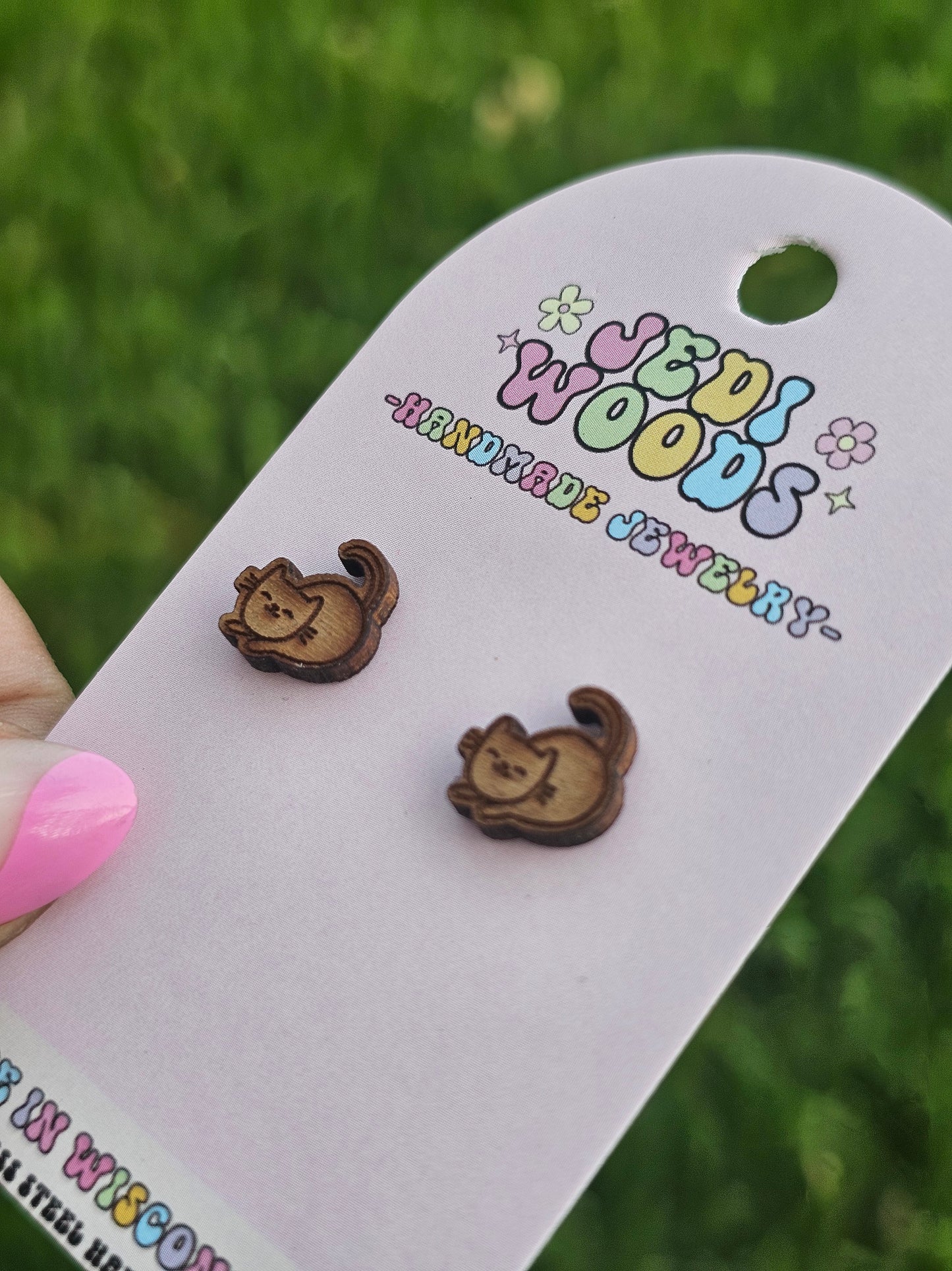 Wooden Cat Studs
