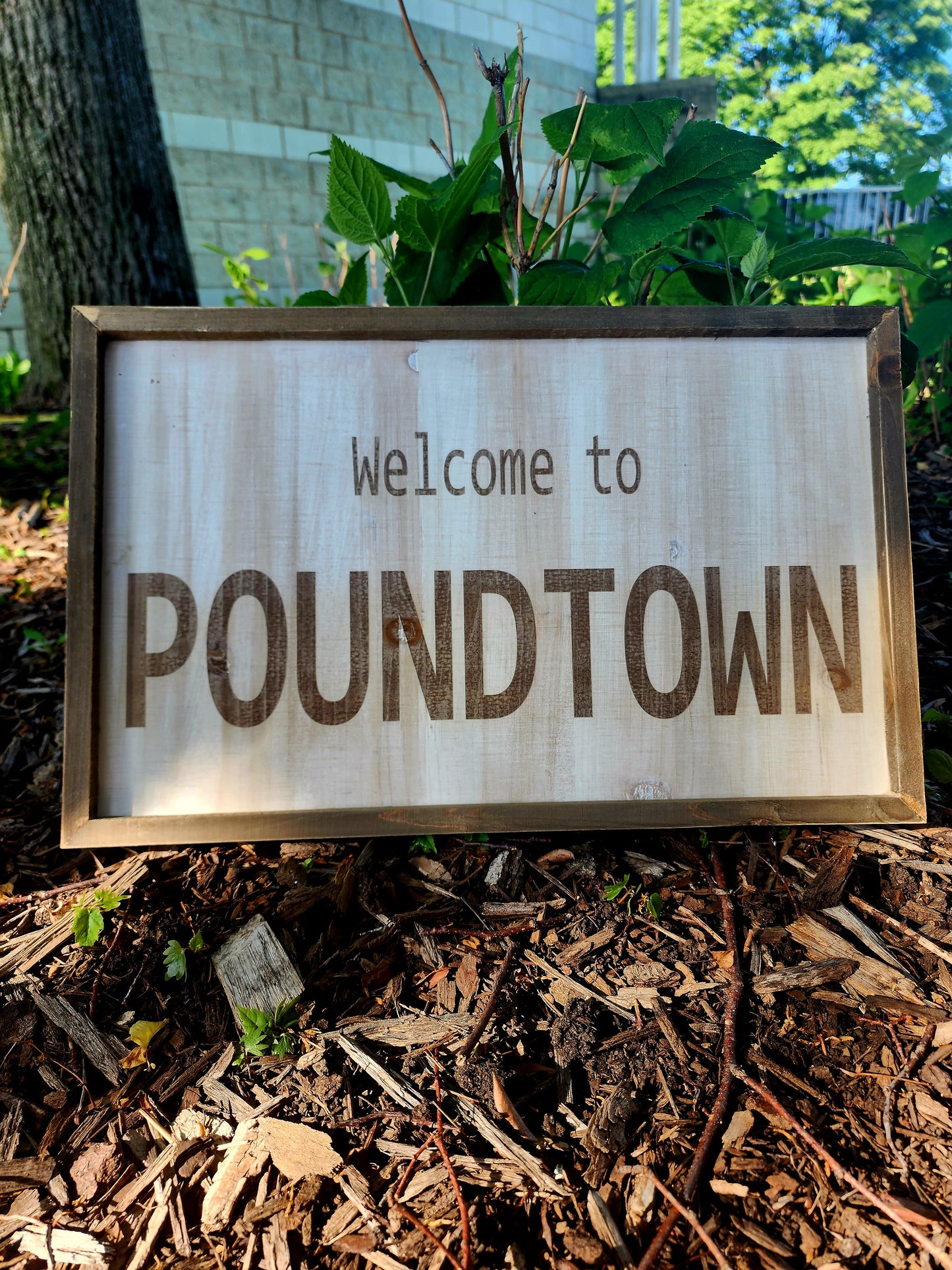 Welcome to Pound Town Wall Hanger