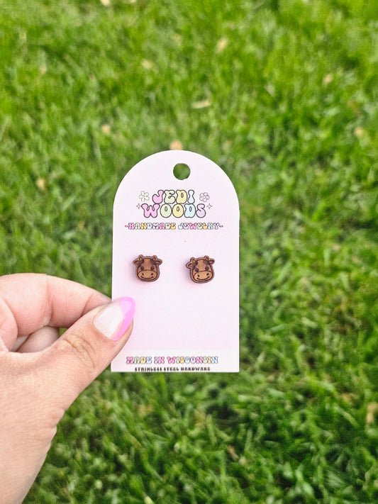 Wooden Cow Studs