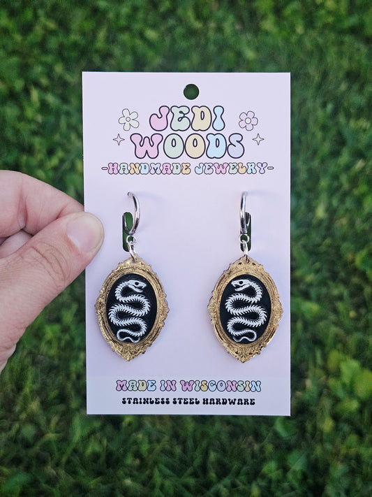 Snake Speciman Frame Earrings