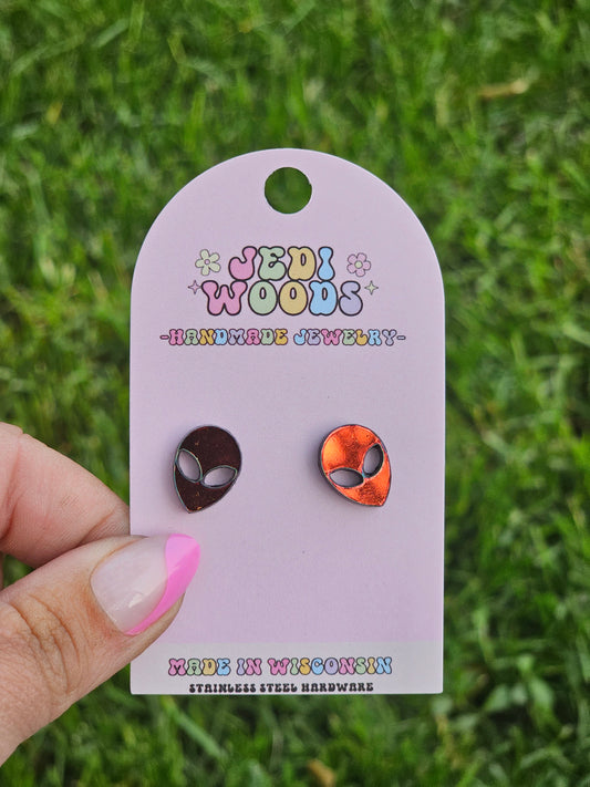 Color Changing Alien Studs