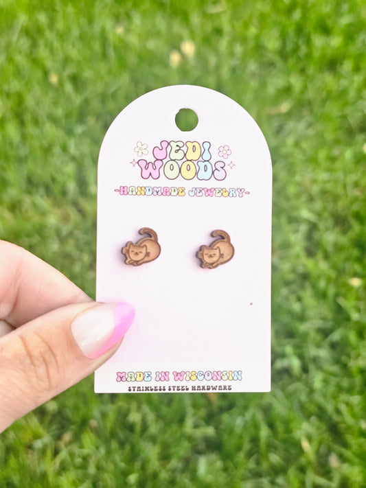 Wooden Cat Studs