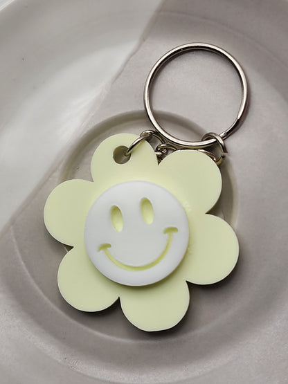 Regular Retro Smiley Keychain